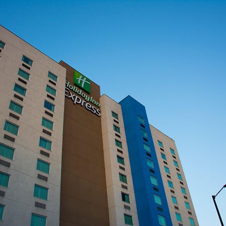 Holiday Inn Express Saltillo Zona Aeropuerto By Ihg מראה חיצוני תמונה