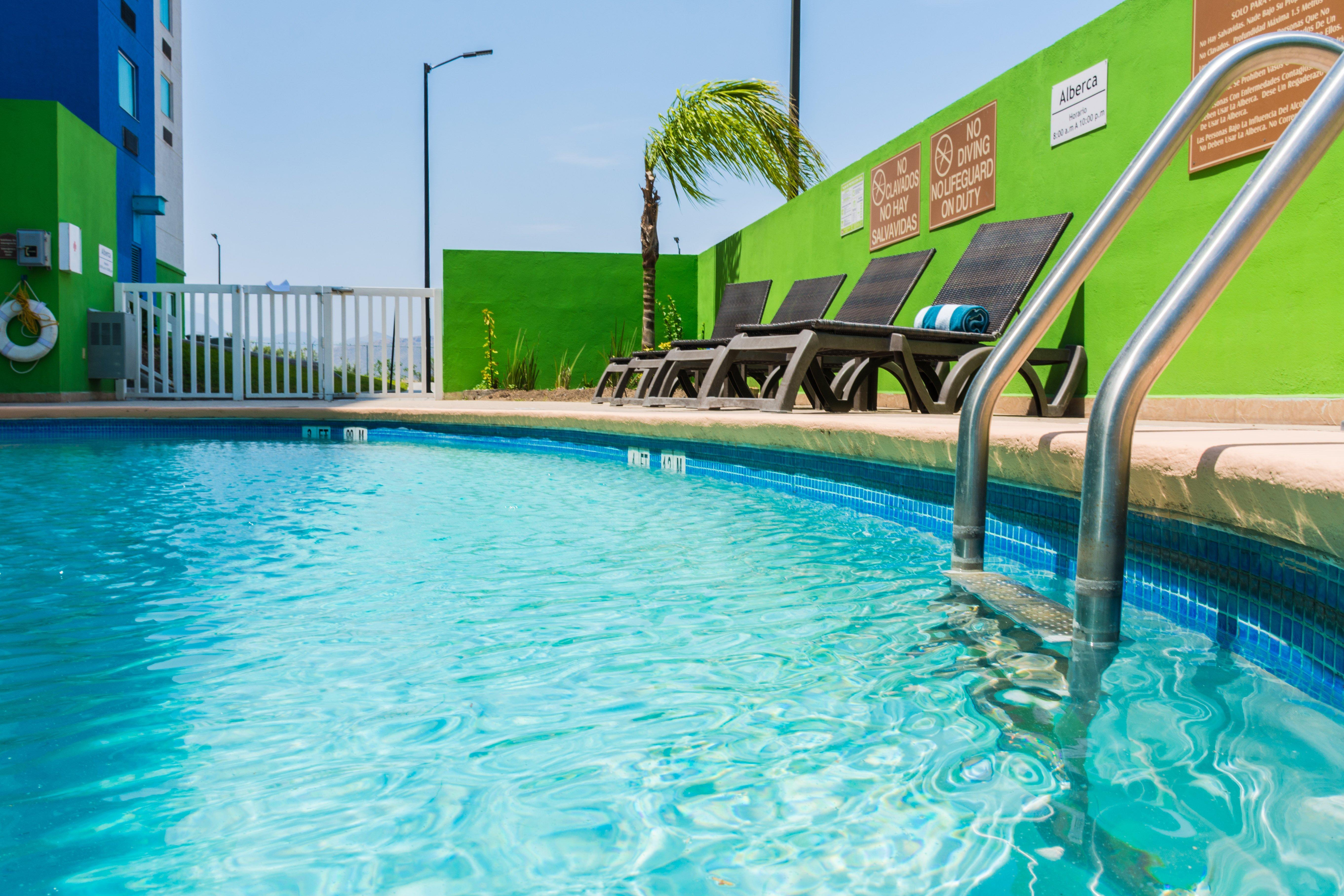 Holiday Inn Express Saltillo Zona Aeropuerto By Ihg מראה חיצוני תמונה